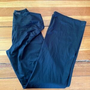 Lightly loved Victoria Secret Pink active black flare leggings size large